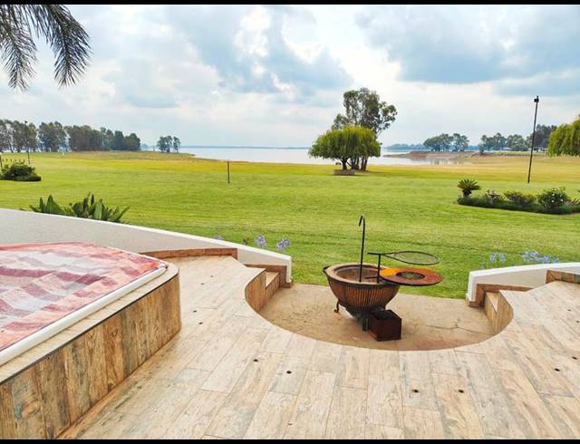 4 BEDROOM HOUSE FOR SALE IN VAAL MARINA